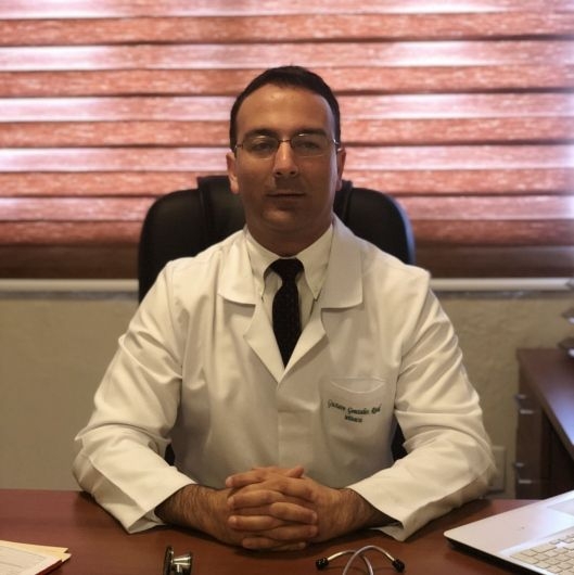 Dr. Ricardo Santos